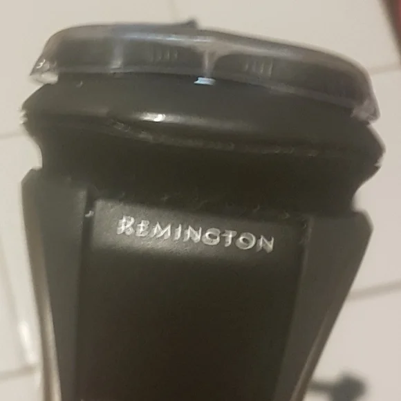 🧔🏻 Remington Electric Razor - Picture 6 of 10